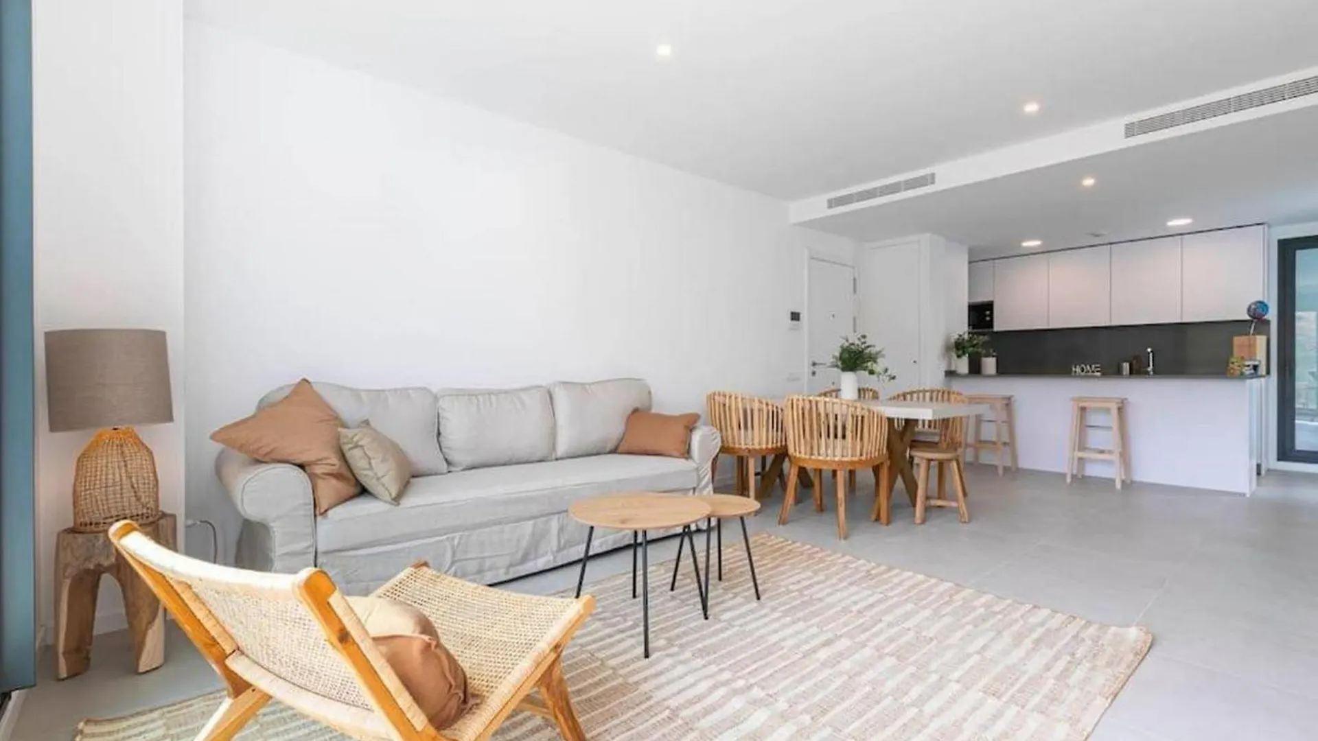 Middle Views Luxury Sea Escape Apartment Torremuelle