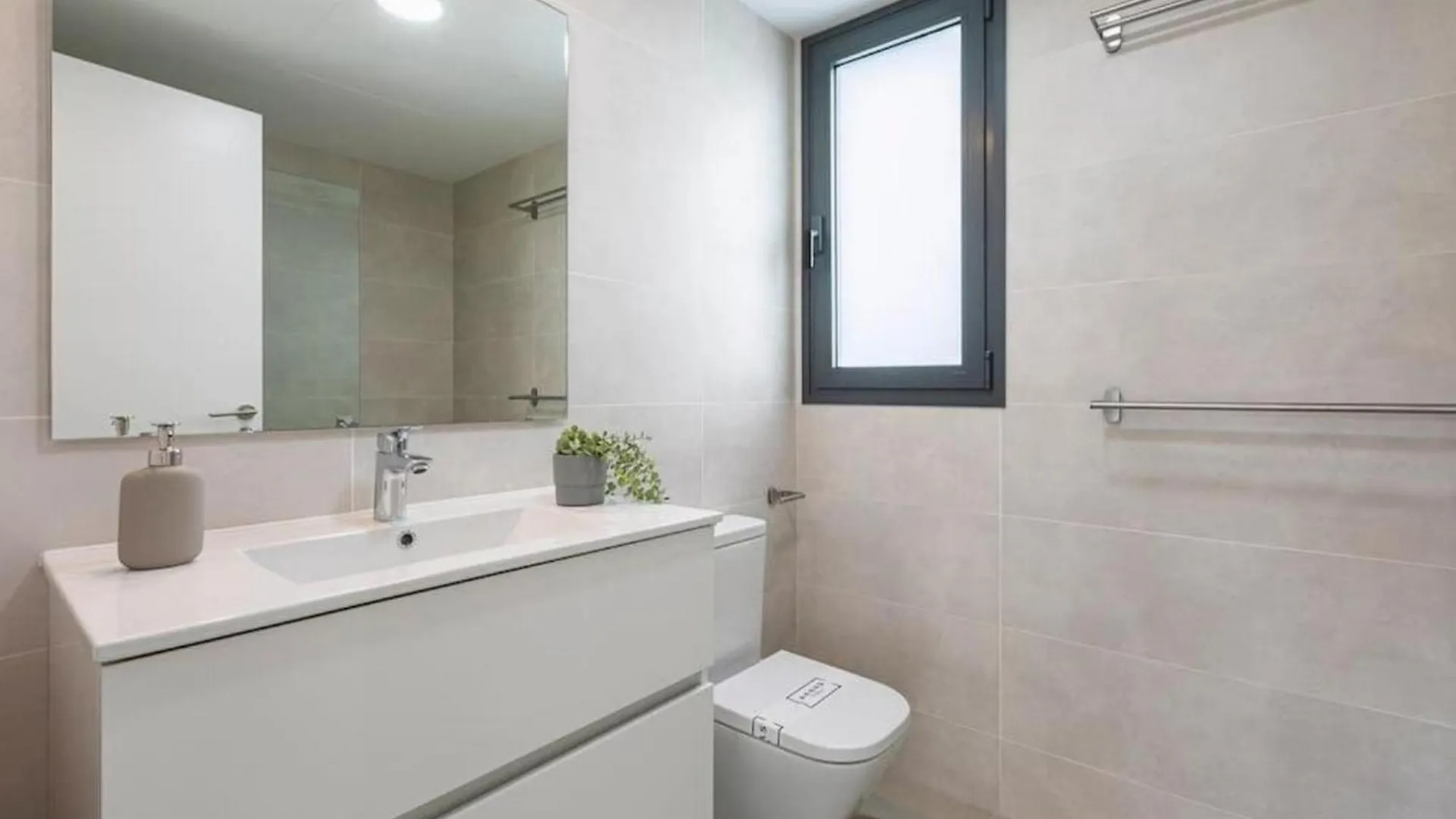 Middle Views Luxury Sea Escape Apartment Torremuelle